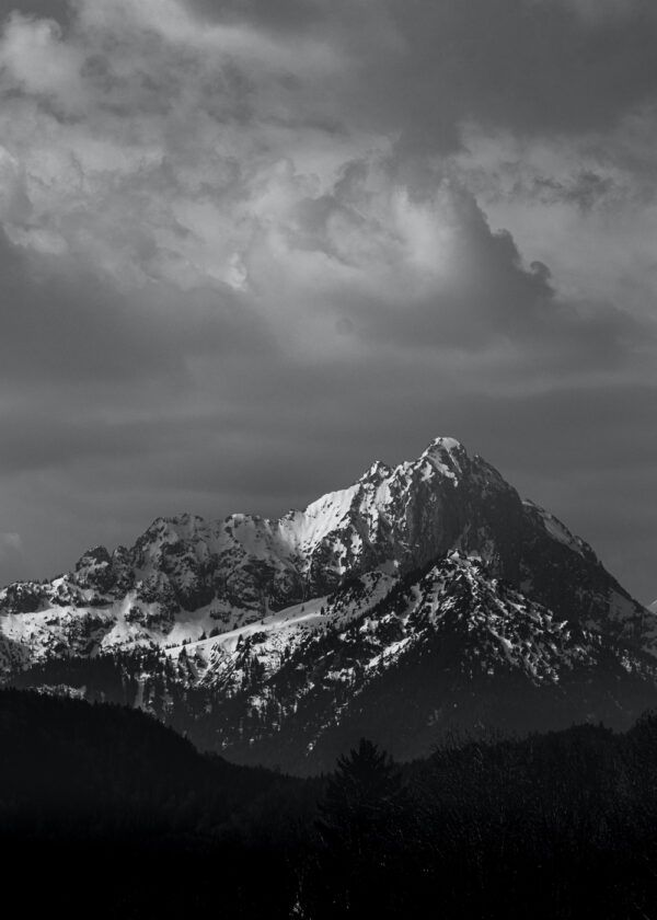 Dark mountain