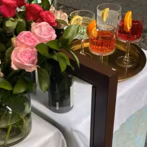 Roses and drinks