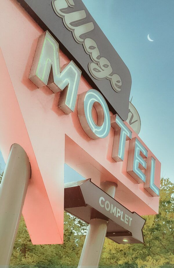 Vintage motel