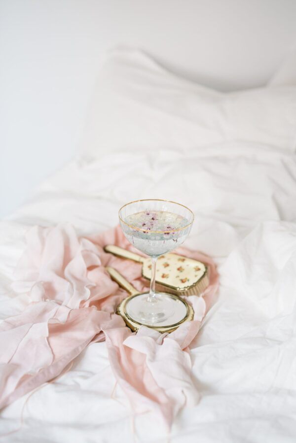 Cocktail in bed