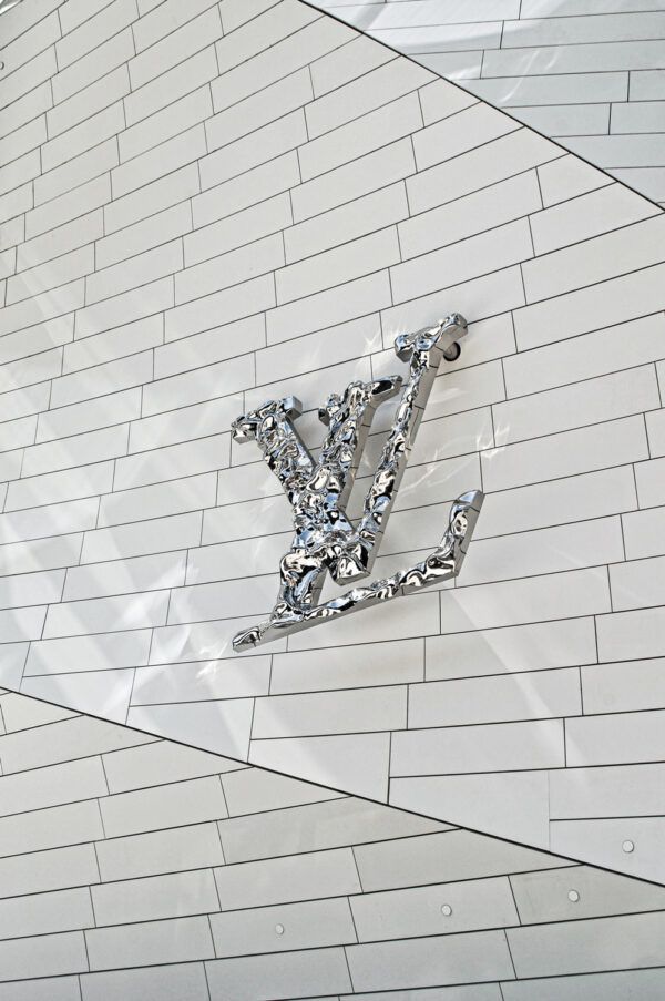 Sparkle LV